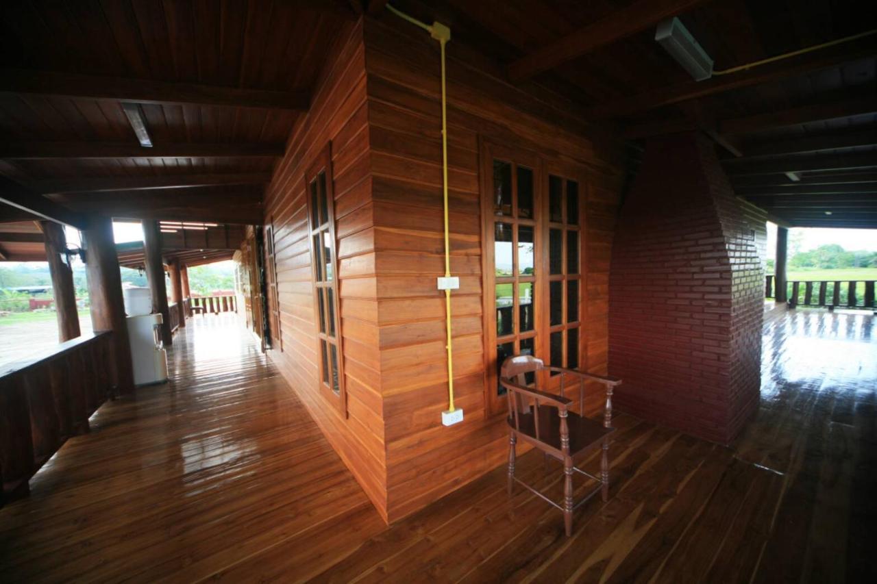 Ban Chang Klang Na Nong ap Chang Exterior photo